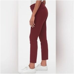 Gap - Women’s Curvy Signature Skinny Ankle in Red Radish - Size 00